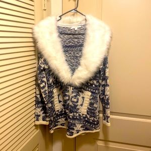 Blue and white heavy trendy sweater with white fur collar! Hooks in the front.